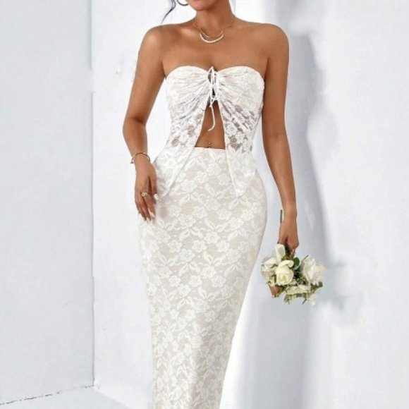 Black Two Pieces Halter V-Neck Lace Bodycon Top And Lace Slit Skirt - Picture 5 of 5